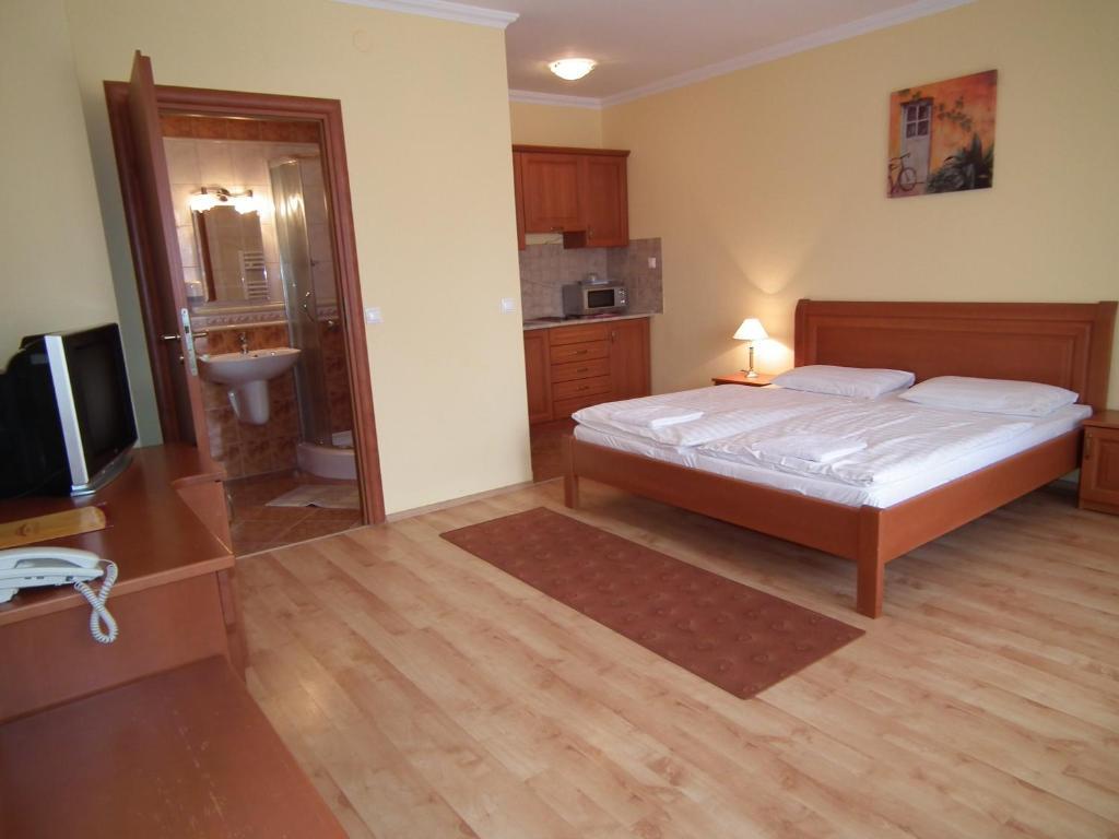 Hotel Jarja Hajdúszoboszló Pokoj fotografie